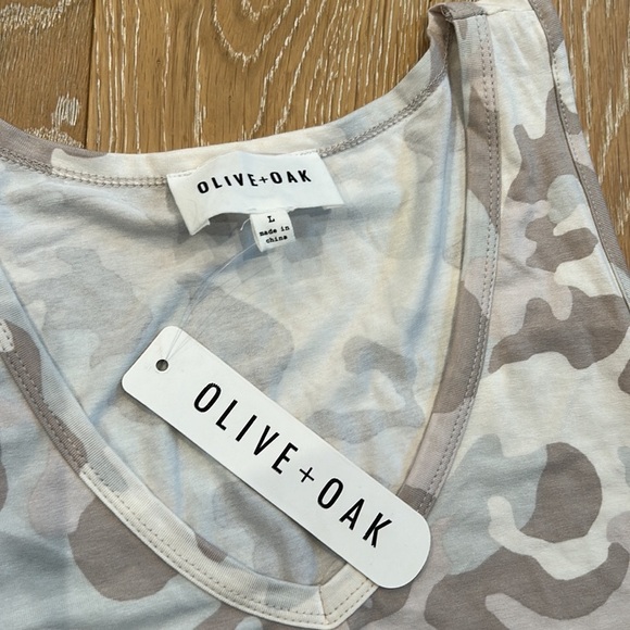 NWT Olive + Oak Dress - Picture 6 of 9